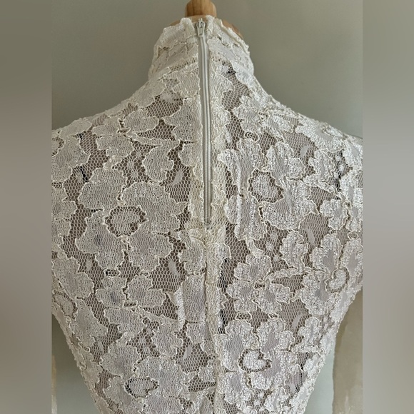 Kay Celine Cream White Lace Top | Size 2 - Picture 3 of 7